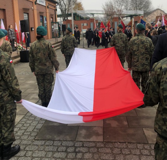 Obchody wita Niepodlegoci w Zawierciu i w azach